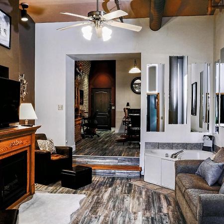 Pet-Friendly Canal Park Condonear Lakewalk Pool Дулут Экстерьер фото